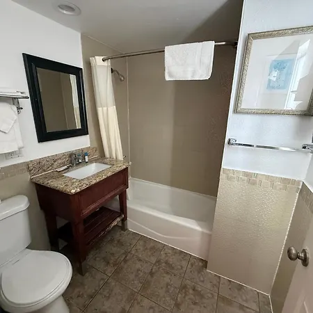 Bayshore Inn Ventura-3