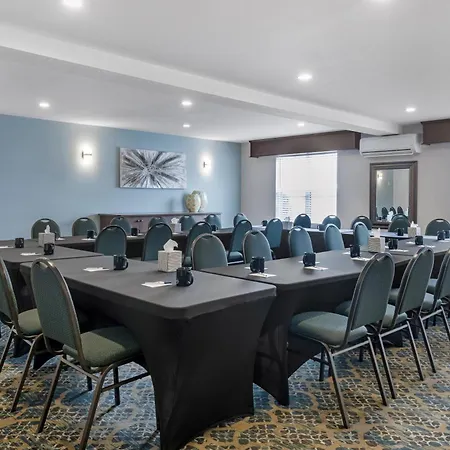 Best Western Plus Grand-Sault Hotel & Suites-3