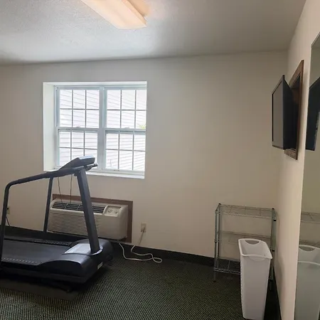 Iron Mountain Inn & Suites Mi Us 2-2