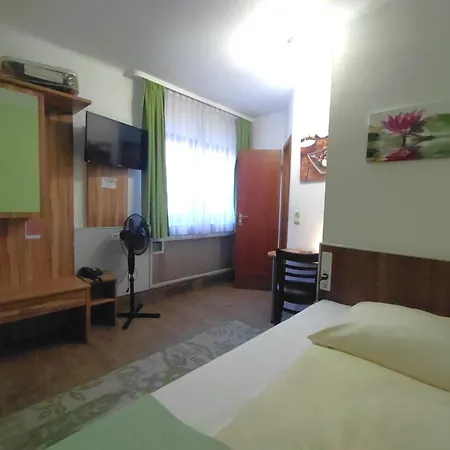 Hotel Smart-Inn-2