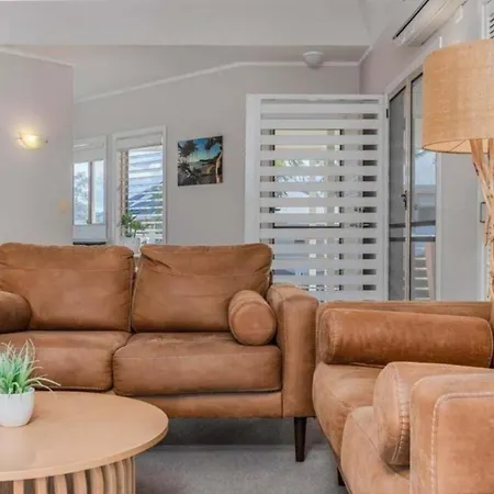 Hastings Cove Holiday Apartments-2