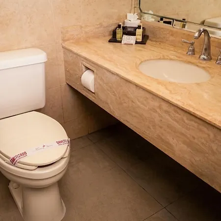 Business Hotel & Suites Maria Bonita-2