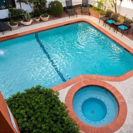 Business Hotel & Suites Maria Bonita-3