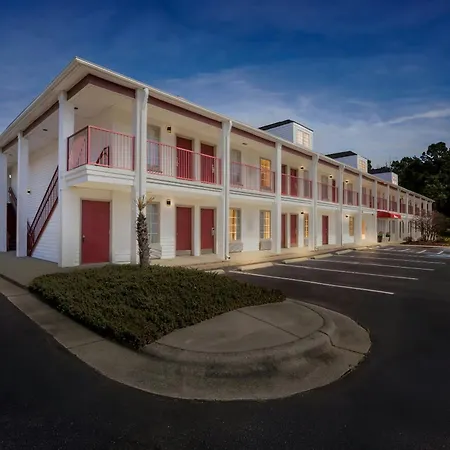 Red Roof Inn & Suites Wilson-3