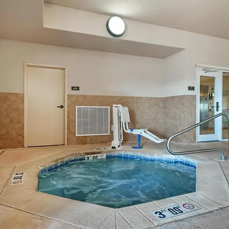 Best Western Plus Capital Inn-2