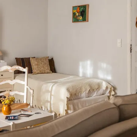 Le Galinier Lourmarin, A Beaumier Guesthouse-3