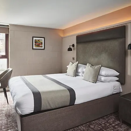 The Ranald Hotel-3