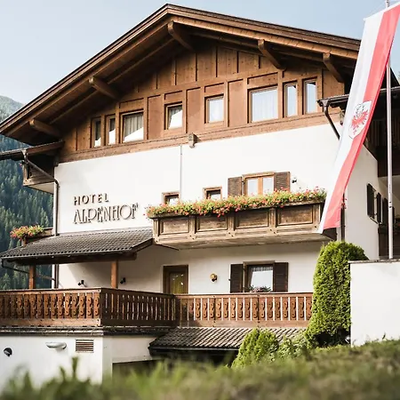 Hotel Alpenhof-3