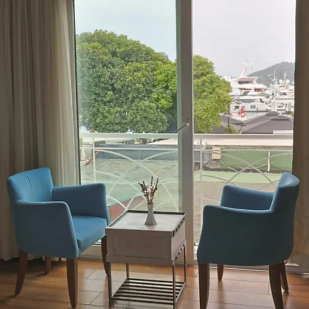 Dedeminn Marina Hotel-3