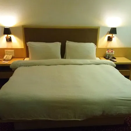 Top3 Lords Resort Bhavnagar-2
