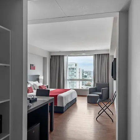 Dazzler By Wyndham Puerto Madryn-2