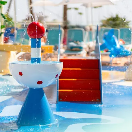 Hovima La Pinta Beachfront Family Hotel-2