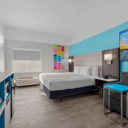 La Quinta Inn Suites By Wyndham Raymondville Harlingen-3