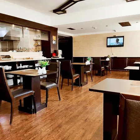 Smith Hotel-3