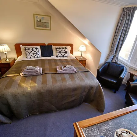 Burnside Guest House-2