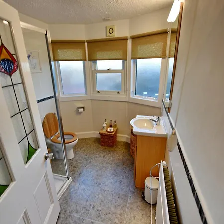 Burnside Guest House-2