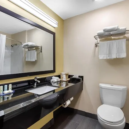 Quality Inn Cadiz-2