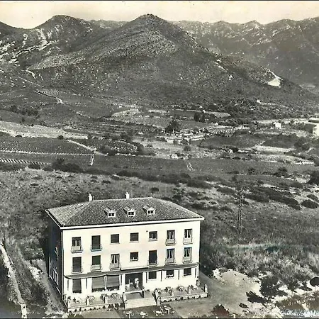 Hotel Madame Mere-3