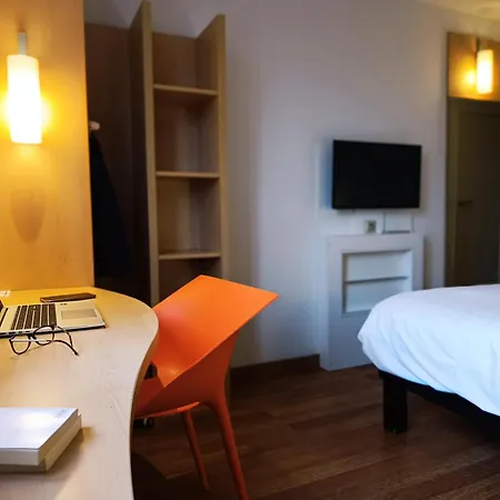 Ibis Aurillac-2