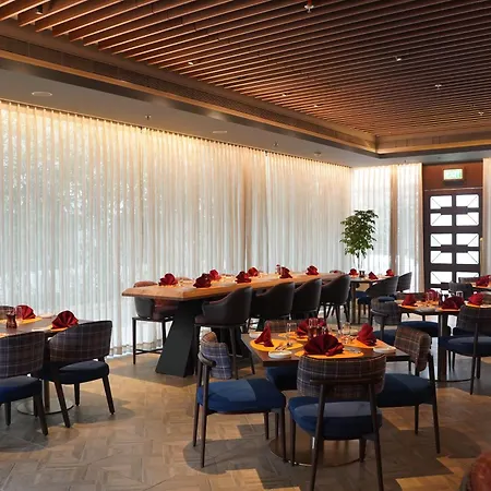 Courtyard By Marriott Bhopal-2