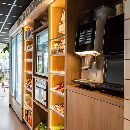 Ibis Budget Amsterdam Airport-2