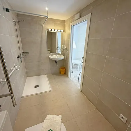 Hostal Villa Verde-Adults Only-3