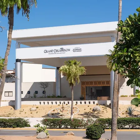 Grand Decameron Los Cabos, A Trademark All-Inclusive Resort (Adults Only)-3