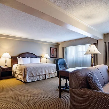 Clarion Inn Garden City-3