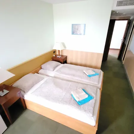 Hotel Négy Évszak-2