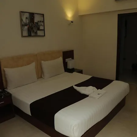 Hotel Reemz-2