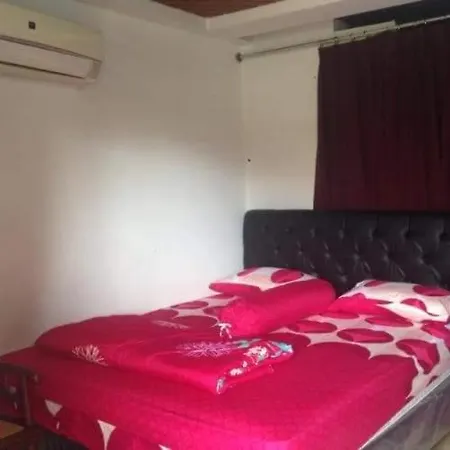 Mayestik Guest House Syariah-3