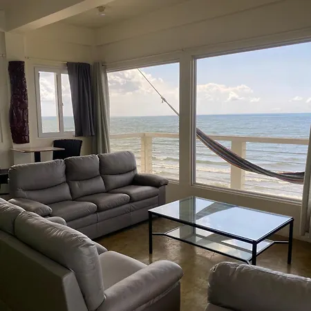 Tranquility Bay Beach Retreat-2