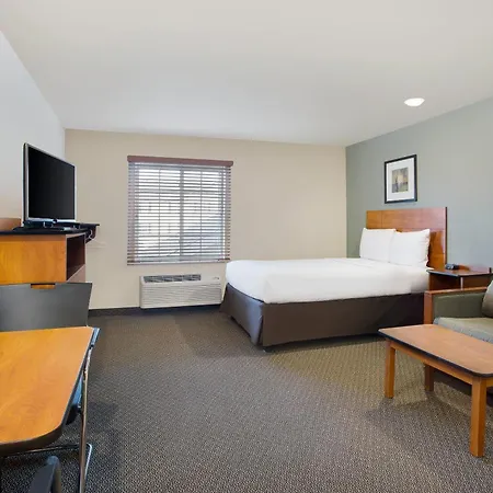 Woodspring Suites Columbus Ne I-270 Airport-2