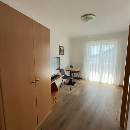 Garni Hotel Dorothea-2