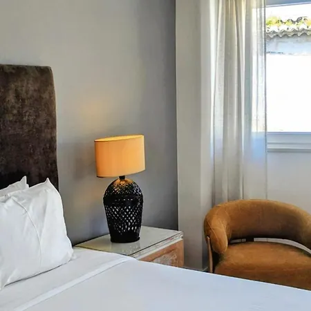 Infante Guesthouse-3