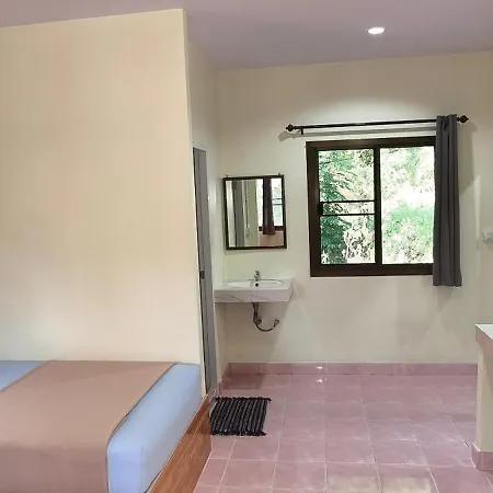 Happy Bungalow-2