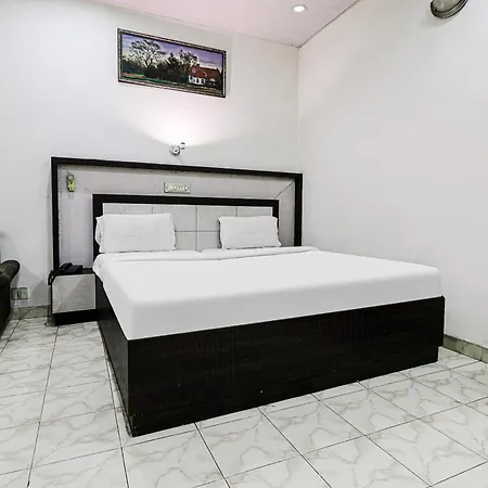 Hotel O Surya-3