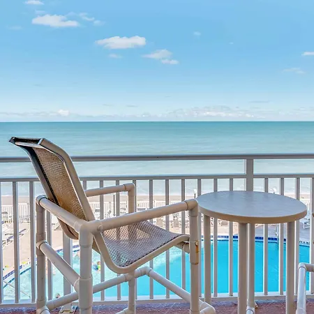 Paradise Beach Club - Oceanfront And Penthouse-3