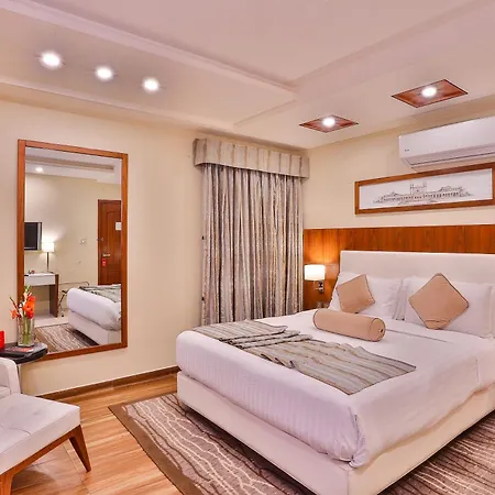 Avari Xpress Faisalabad-2