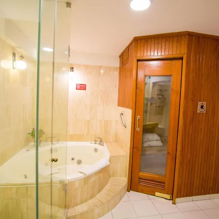 Hotel Britania San Borja-2