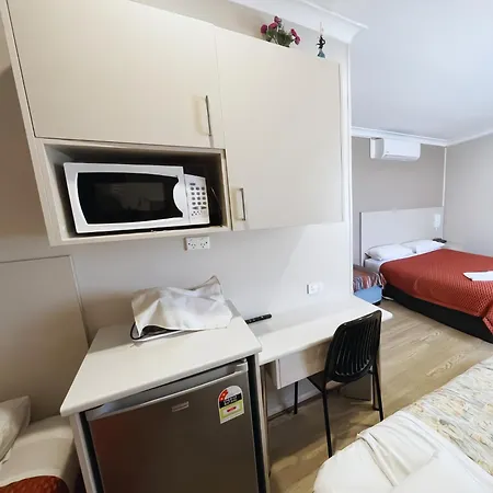 Hillview Motel-2