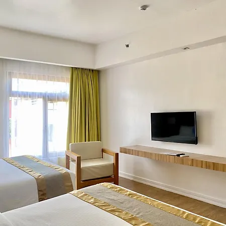 Ferra Hotel And Garden Suites-2