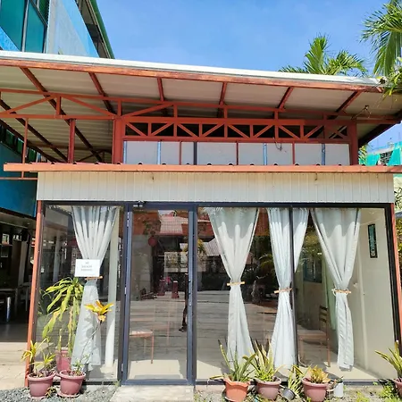 Axis Pension Hotel-3