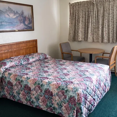 Capri Motel By Oyo Elwood, Wathena-2