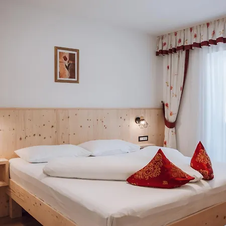 Garni Hotel Melissa-3