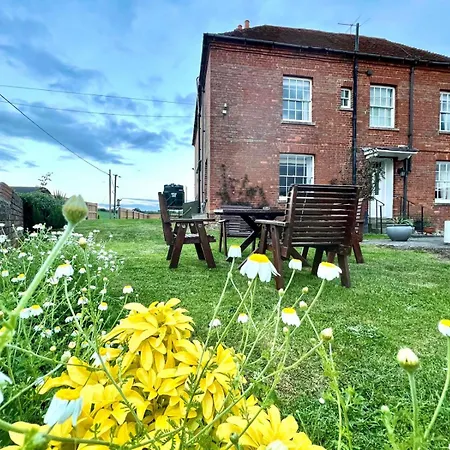 Colthrop Manor B&B-3