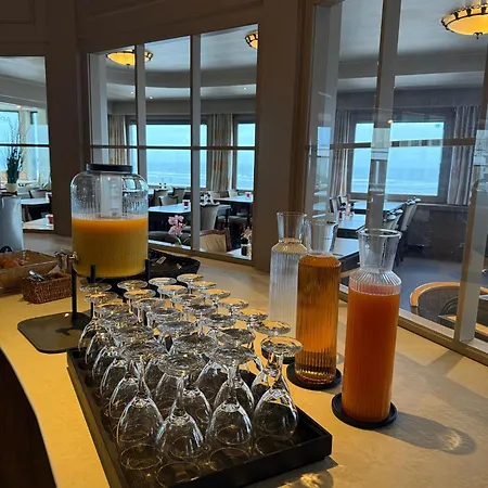 Strandhotel De Haan-3