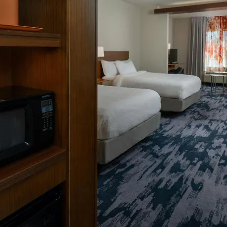 Fairfield Inn & Suites By Marriott Cut Off-Galliano-3