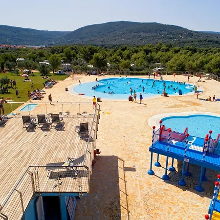 Mobile Homes Camping Kovacine-2