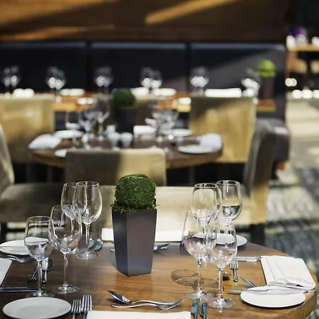 Voco Sheffield By Ihg-2
